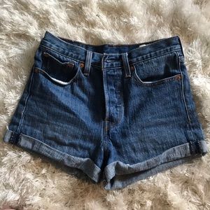 Levi’s Hi Rise Button Up Short